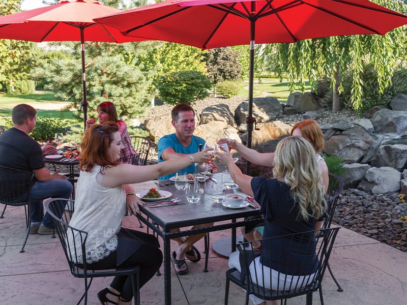 dining in Prosser