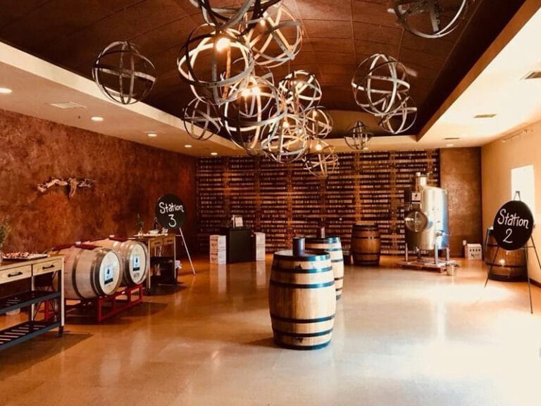 Kestrel Vintners tasting room