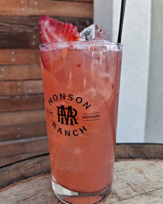 Join us today from 12–7 PM for more than just cocktails—come meet the makers! Our team is here, mixing up incredible drinks and crafting bourbon on-site.

Today’s specials: Strawberry Delight & Ginger Lemon Drop—fresh, flavorful, and perfect for a Saturday sip.

Don’t miss the chance to see the process, chat with the makers, and enjoy expertly crafted cocktails. See you soon!

#monsonranchdistillery #meetthemakers #bourbon #craftcocktails #saturdaysips #prosserwa #tourprosser #downtownprosser